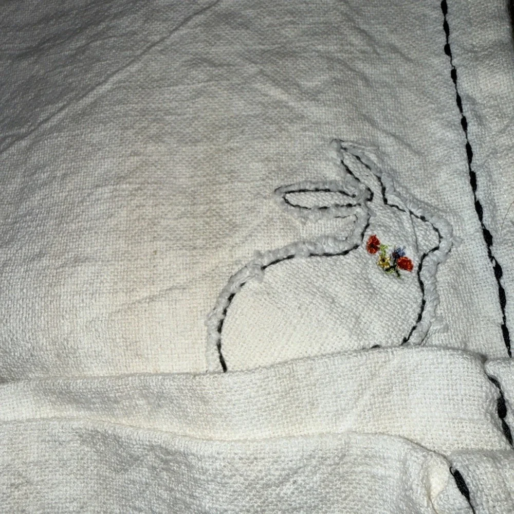 Bunny Tales Bunny Rabbit Embroidered  Cloth Napkins Set Of 11 Cream Striped‎